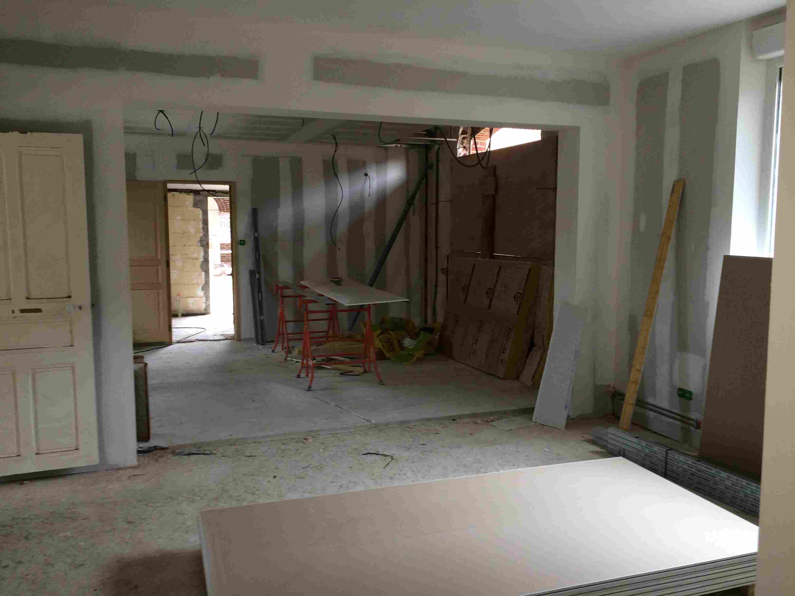 Tilloloy rénovation intérieur moderne